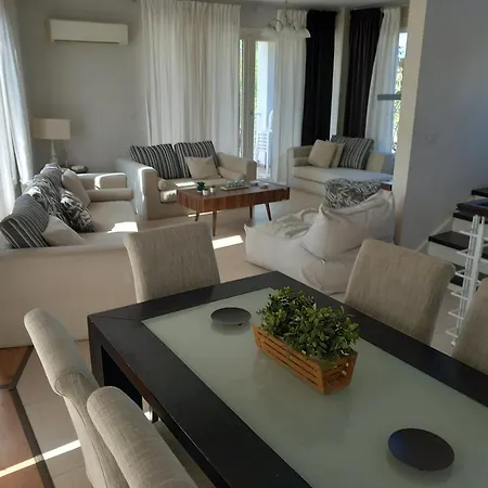 Feriehus Saint John Sia House