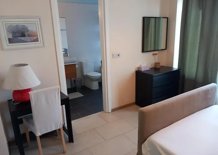 Saint John Sia House 度假居 *